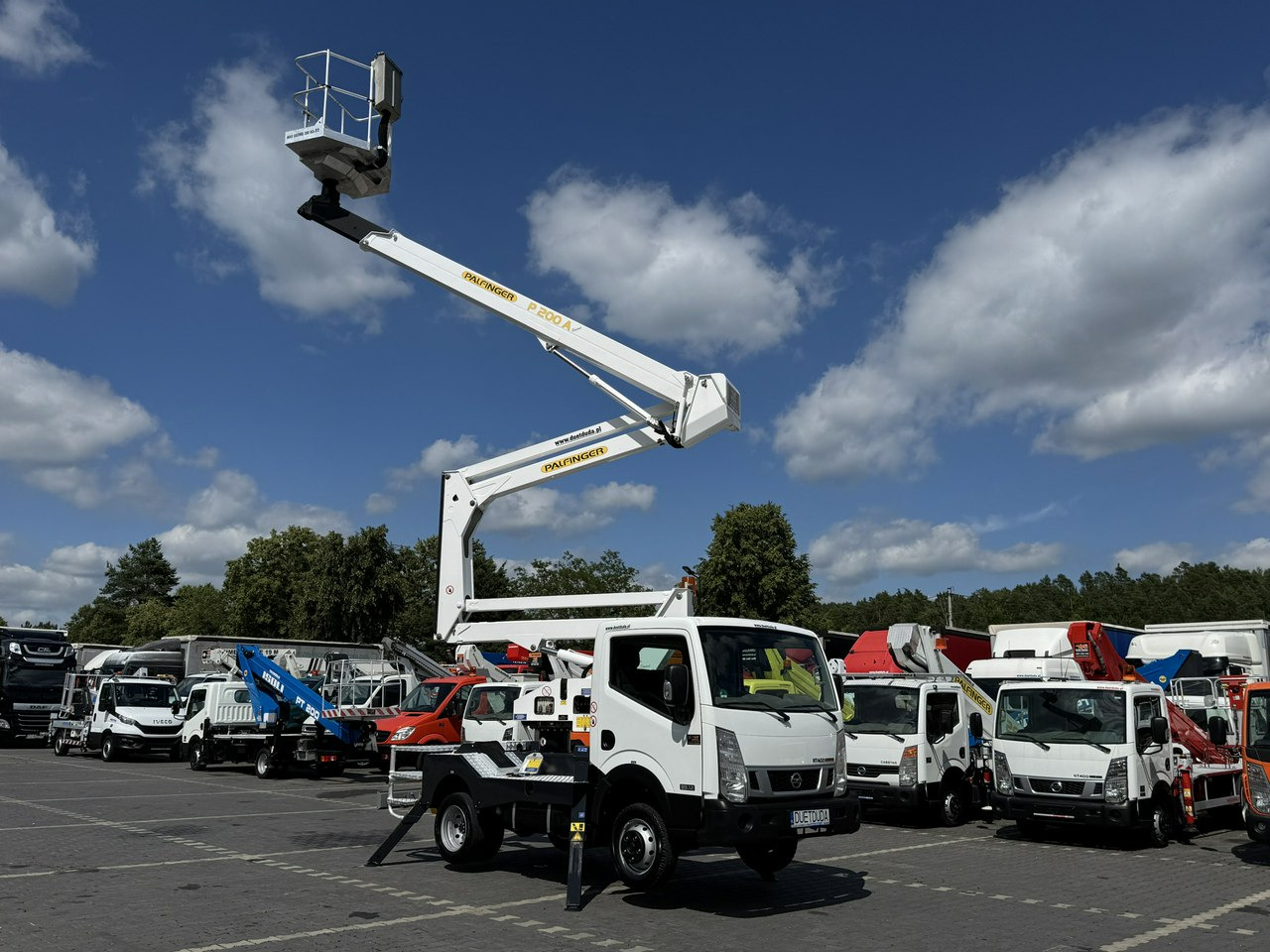 Nissan Cabstar līzingu Nissan Cabstar: foto 8