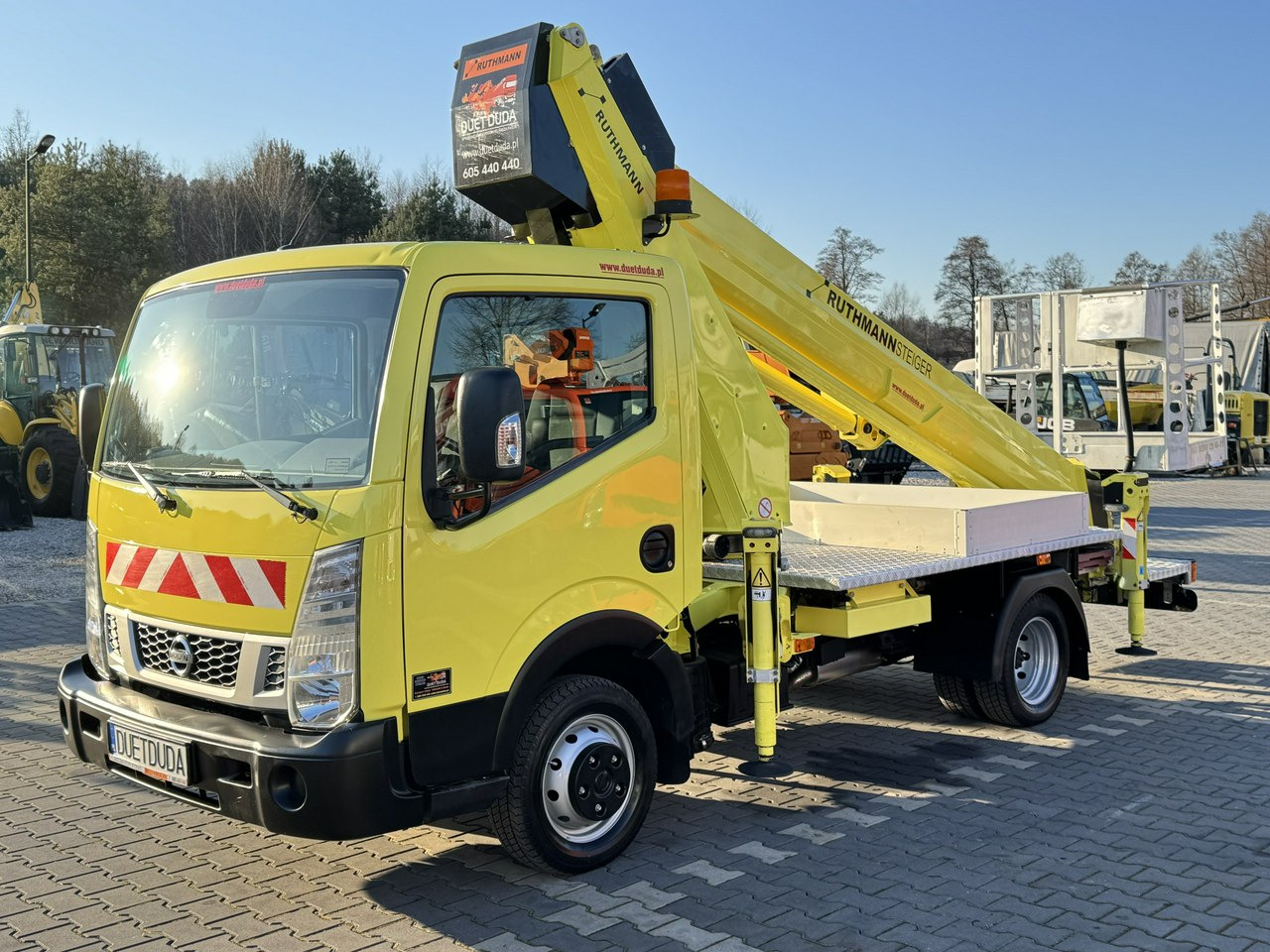 Nissan Cabstar - Autopacēlājs: foto 4 Nissan Cabstar - Autopacēlājs: foto 4