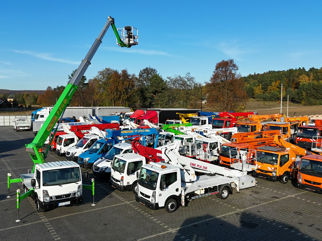 Nissan Cabstar Zwyżka Podnośnik Koszowy PALFINGER P210 BK UDT - Autopacēlājs: foto 3 Nissan Cabstar Zwyżka Podnośnik Koszowy PALFINGER P210 BK UDT - Autopacēlājs: foto 3