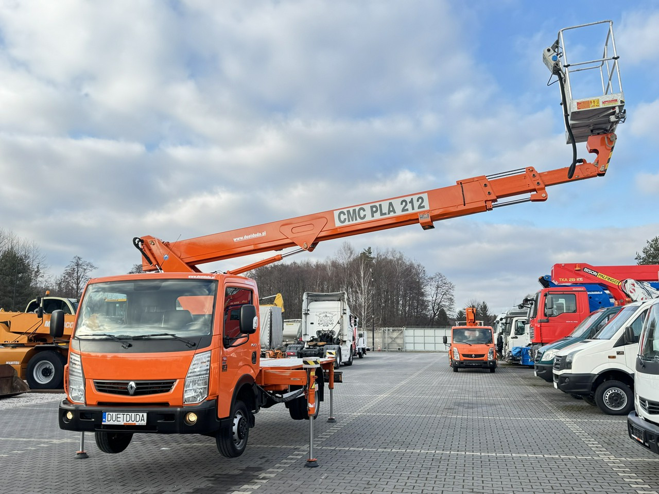 Renault Maxity - Autopacēlājs: foto 4 Renault Maxity - Autopacēlājs: foto 4