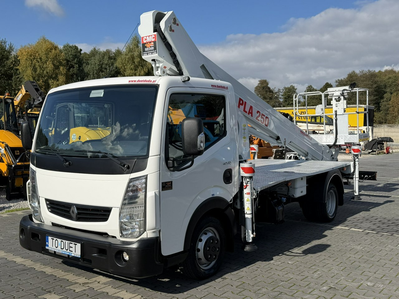 Renault Maxity - Autopacēlājs: foto 4 Renault Maxity - Autopacēlājs: foto 4