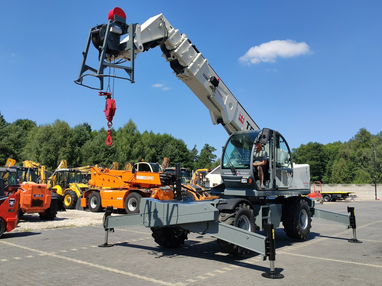 Terex Lift GTH 5022 ROTO Obrotowa Ładowarka Teleskopowa - Teleskopiskais iekrāvējs: foto 5 Terex Lift GTH 5022 ROTO Obrotowa Ładowarka Teleskopowa - Teleskopiskais iekrāvējs: foto 5