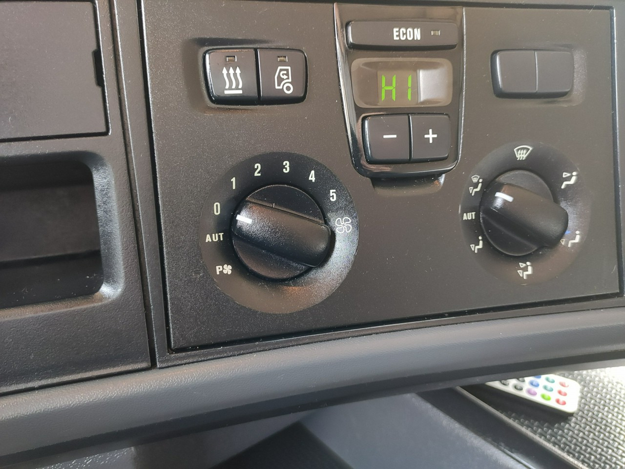 Vilcējs Scania R 450 Topline E6 4x2 Retarder Klima Postojowa !!!: foto 28 Vilcējs Scania R 450 Topline E6 4x2 Retarder Klima Postojowa !!!: foto 28