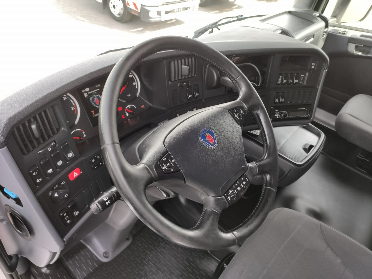 Vilcējs Scania R 450 Topline E6 4x2 Retarder Klima Postojowa !!!: foto 39 Vilcējs Scania R 450 Topline E6 4x2 Retarder Klima Postojowa !!!: foto 39