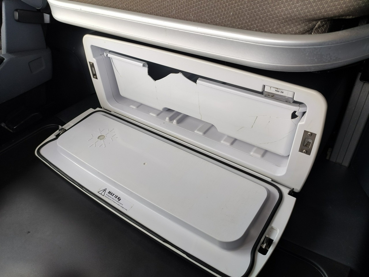 Vilcējs Scania R 450 Topline E6 4x2 Retarder Klima Postojowa !!!: foto 25 Vilcējs Scania R 450 Topline E6 4x2 Retarder Klima Postojowa !!!: foto 25