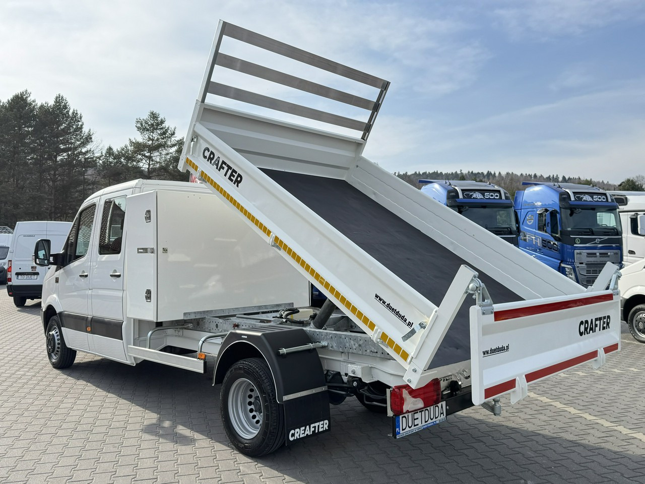 Komercauto pašizgāzējs Volkswagen Crafter: foto 10