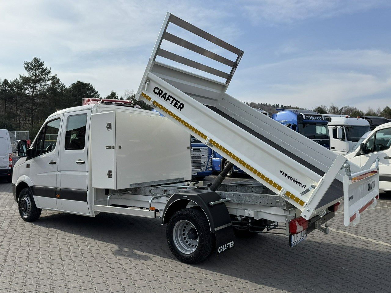 Komercauto pašizgāzējs Volkswagen Crafter: foto 11