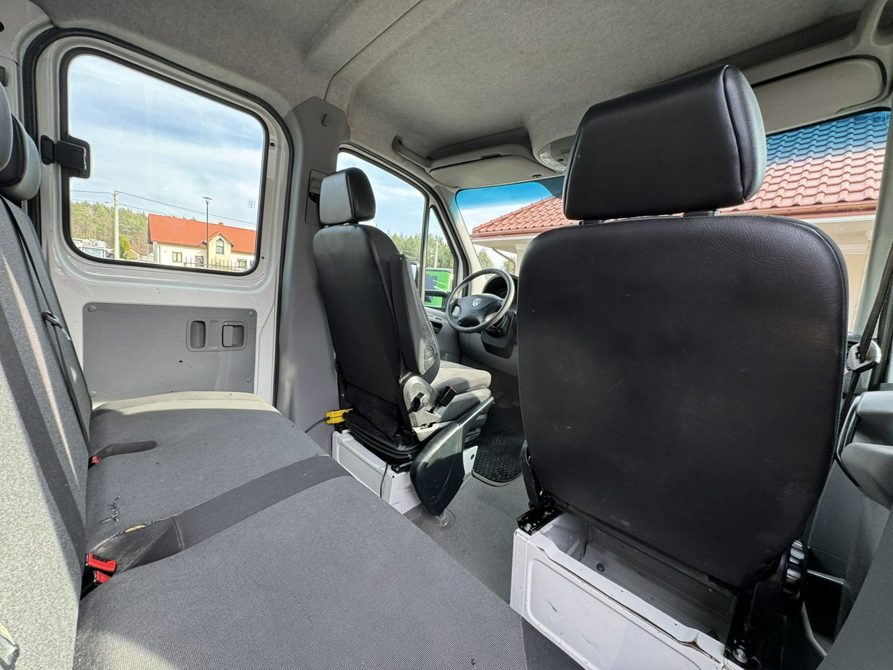 Komercauto pašizgāzējs Volkswagen Crafter: foto 32