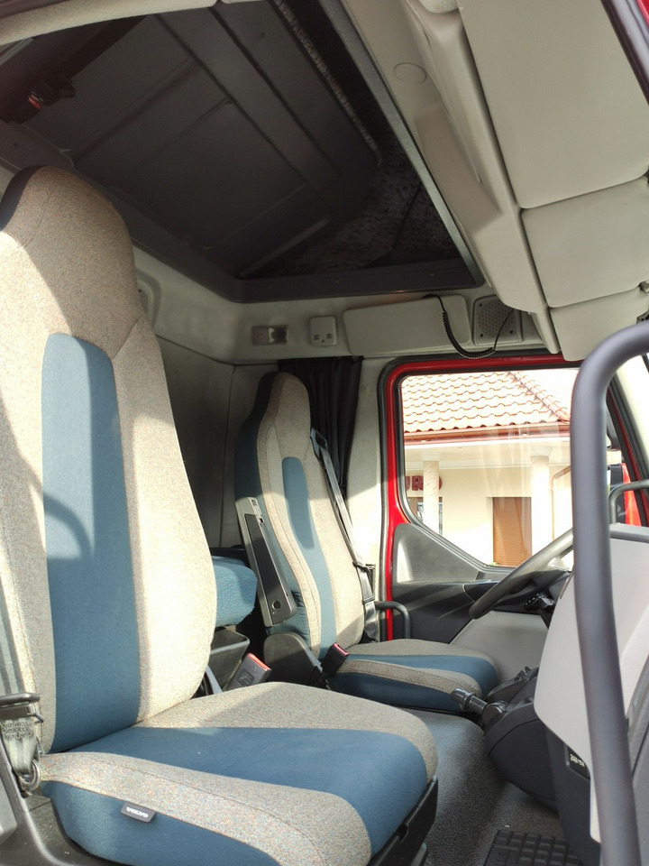 Volvo FL12.240 E6 Firana Tył Drzwi Dach Zsuwany Bogato Wyposażony !!! līzingu Volvo FL12.240 E6 Firana Tył Drzwi Dach Zsuwany Bogato Wyposażony !!!: foto 35