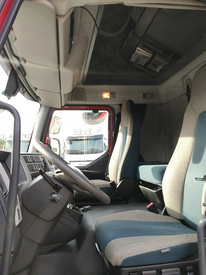 Volvo FL12.240 E6 Firana Tył Drzwi Dach Zsuwany Bogato Wyposażony !!! līzingu Volvo FL12.240 E6 Firana Tył Drzwi Dach Zsuwany Bogato Wyposażony !!!: foto 36