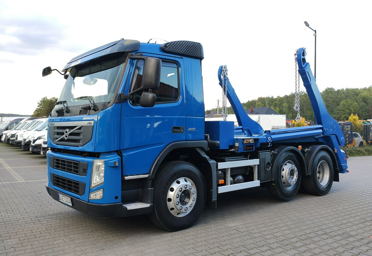 Volvo FM 410 E5 Bramowiec Hakowiec 6x2 Oś Skrętna / Podnoszona Automat - Būvgružu konteineru vedējs: foto 1 Volvo FM 410 E5 Bramowiec Hakowiec 6x2 Oś Skrętna / Podnoszona Automat - Būvgružu konteineru vedējs: foto 1