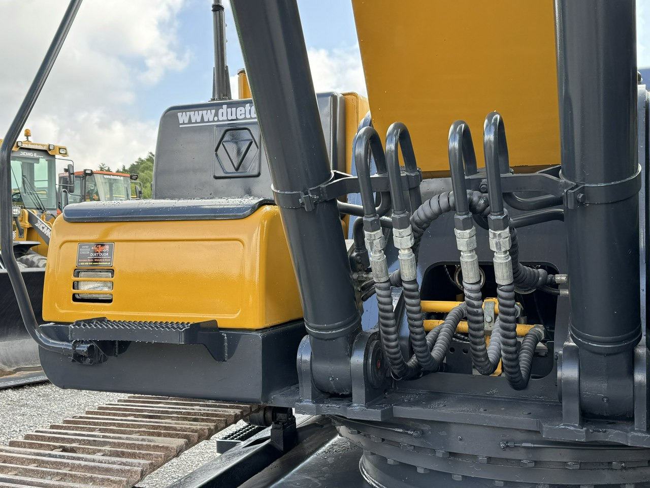 XCMG XE 250C 25ton Bez DPF i Adblue Stan Jak Nowy Dostępny od Ręki - Kāpurķēžu ekskavators: foto 5 XCMG XE 250C 25ton Bez DPF i Adblue Stan Jak Nowy Dostępny od Ręki - Kāpurķēžu ekskavators: foto 5