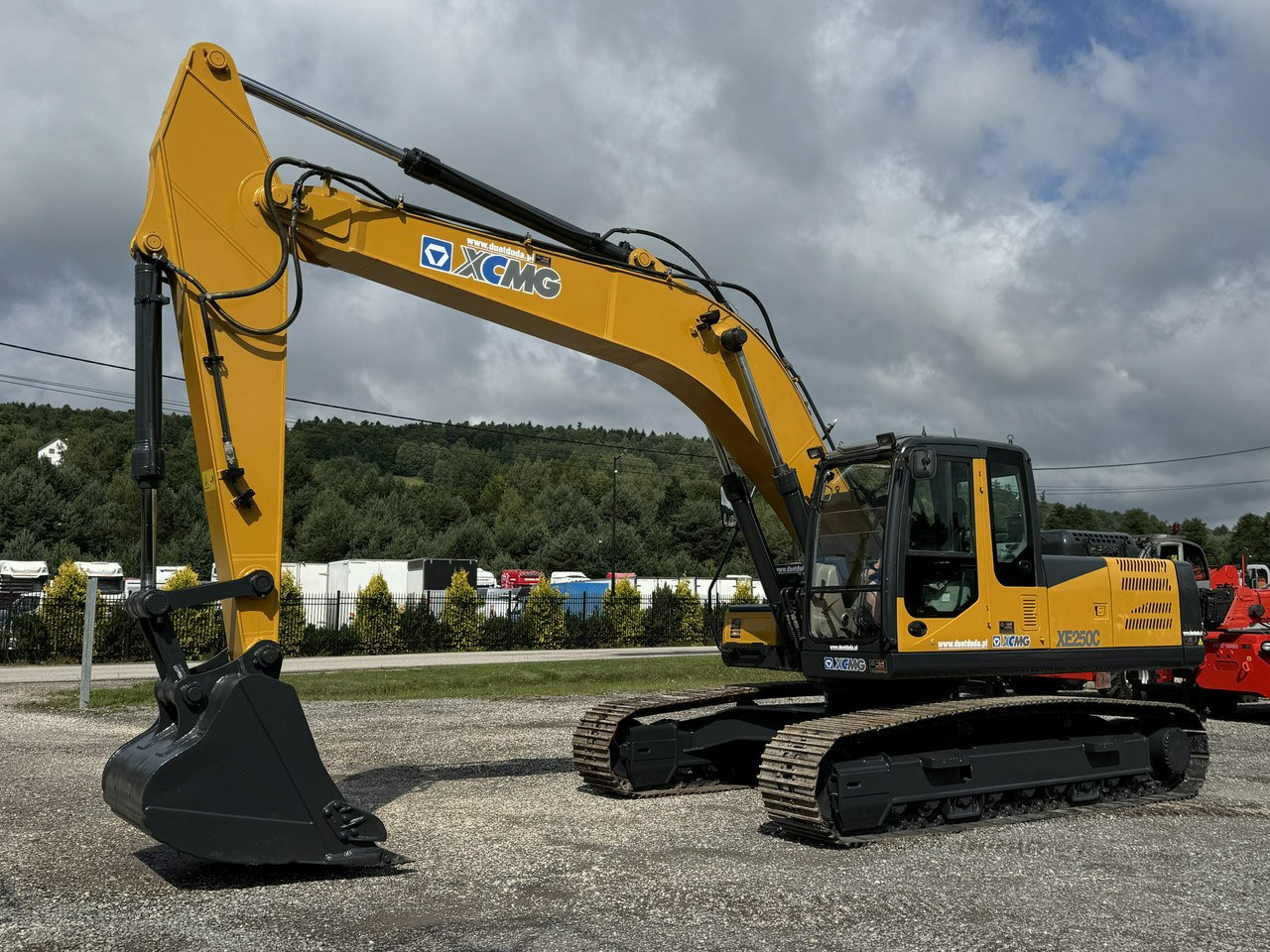 XCMG XE 250C 25ton Bez DPF i Adblue Stan Jak Nowy Dostępny od Ręki - Kāpurķēžu ekskavators: foto 1 XCMG XE 250C 25ton Bez DPF i Adblue Stan Jak Nowy Dostępny od Ręki - Kāpurķēžu ekskavators: foto 1