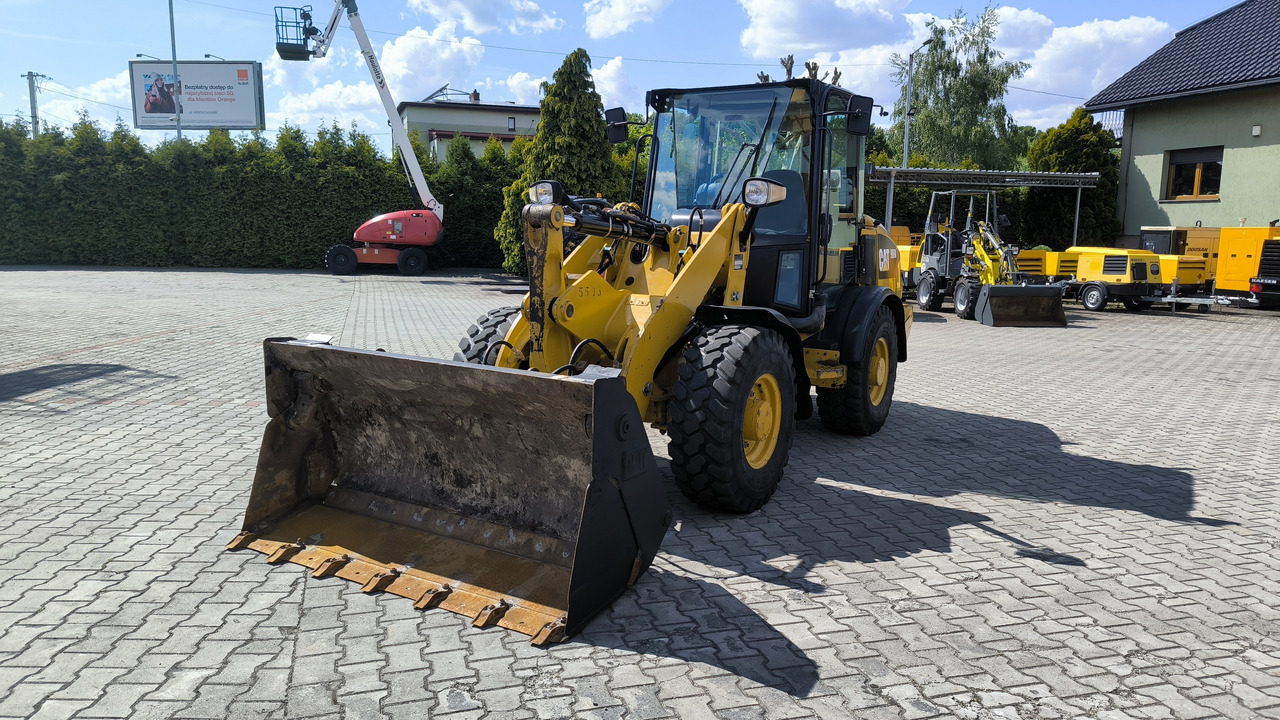 CATERPILLAR 906 M - Riteņu iekrāvējs: foto 2 CATERPILLAR 906 M - Riteņu iekrāvējs: foto 2