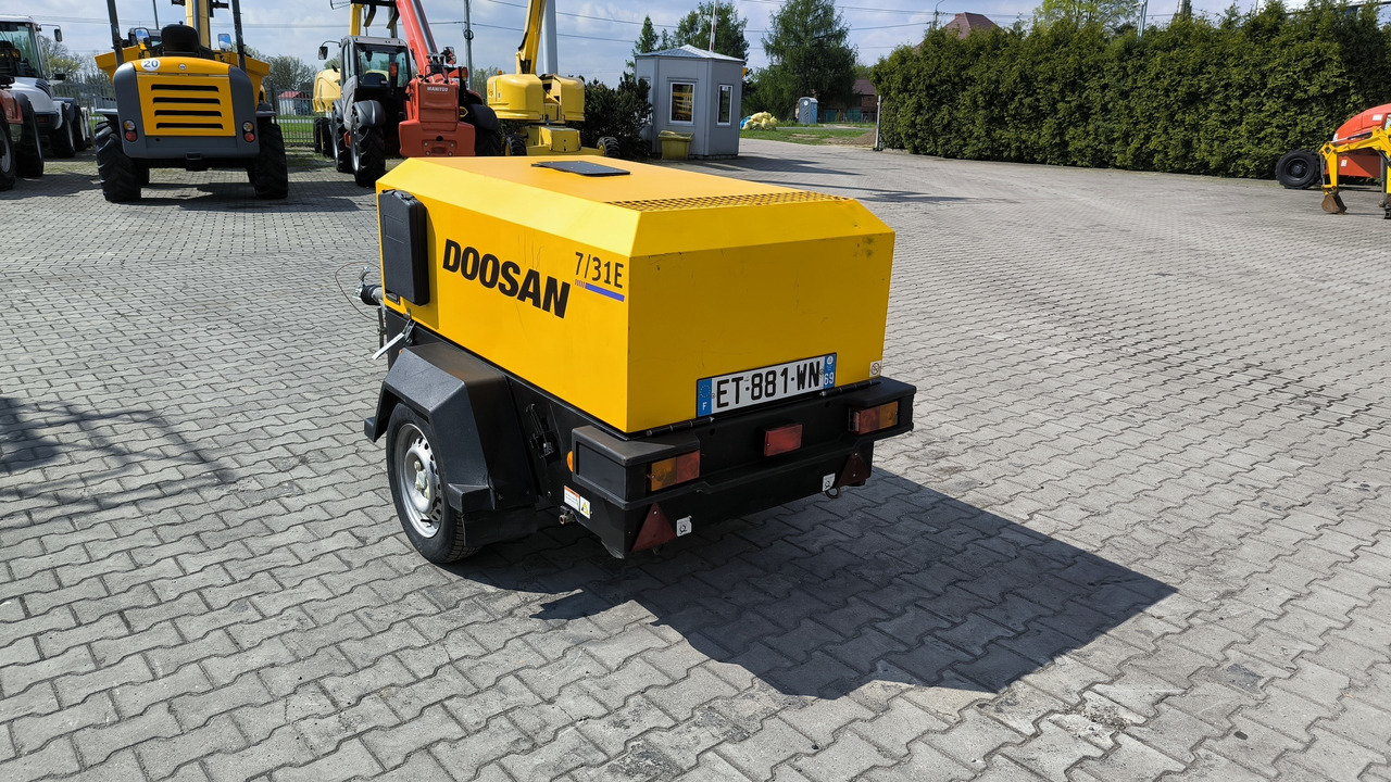 DOOSAN 731E - Gaisa kompresors: foto 4 DOOSAN 731E - Gaisa kompresors: foto 4
