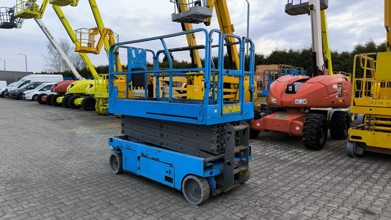 GENIE GS 2646 - Šķērveida pacēlājs: foto 1 GENIE GS 2646 - Šķērveida pacēlājs: foto 1