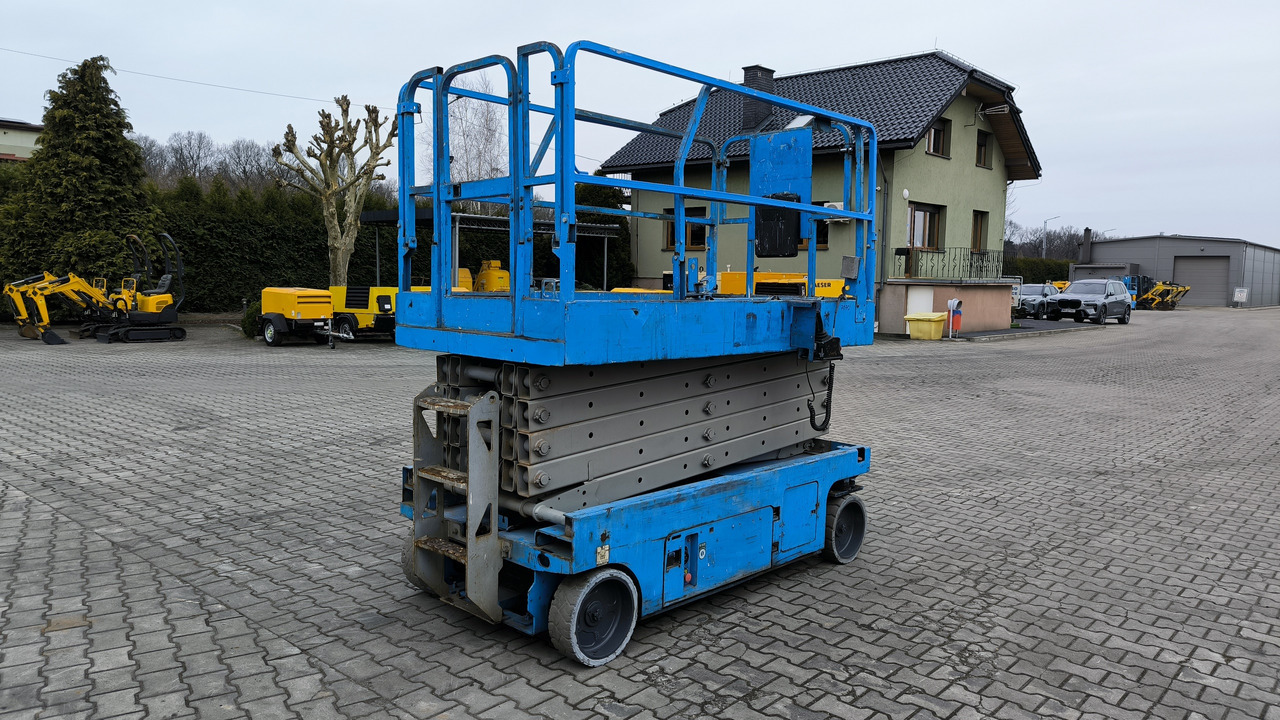 GENIE GS 3246 - Šķērveida pacēlājs: foto 4 GENIE GS 3246 - Šķērveida pacēlājs: foto 4