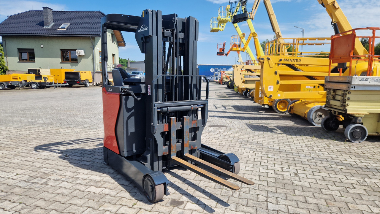 LINDE R 14 - 01 - Sānu autokrāvējs: foto 3 LINDE R 14 - 01 - Sānu autokrāvējs: foto 3