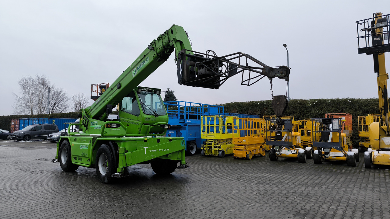 MERLO ROTO 45.21 MCSS - Teleskopiskais riteņu iekrāvējs: foto 2 MERLO ROTO 45.21 MCSS - Teleskopiskais riteņu iekrāvējs: foto 2