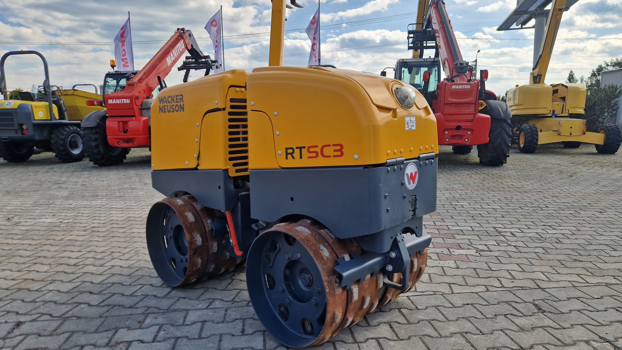 WACKER NEUSON RT SC 3 - Mini-veltnis: foto 1 WACKER NEUSON RT SC 3 - Mini-veltnis: foto 1