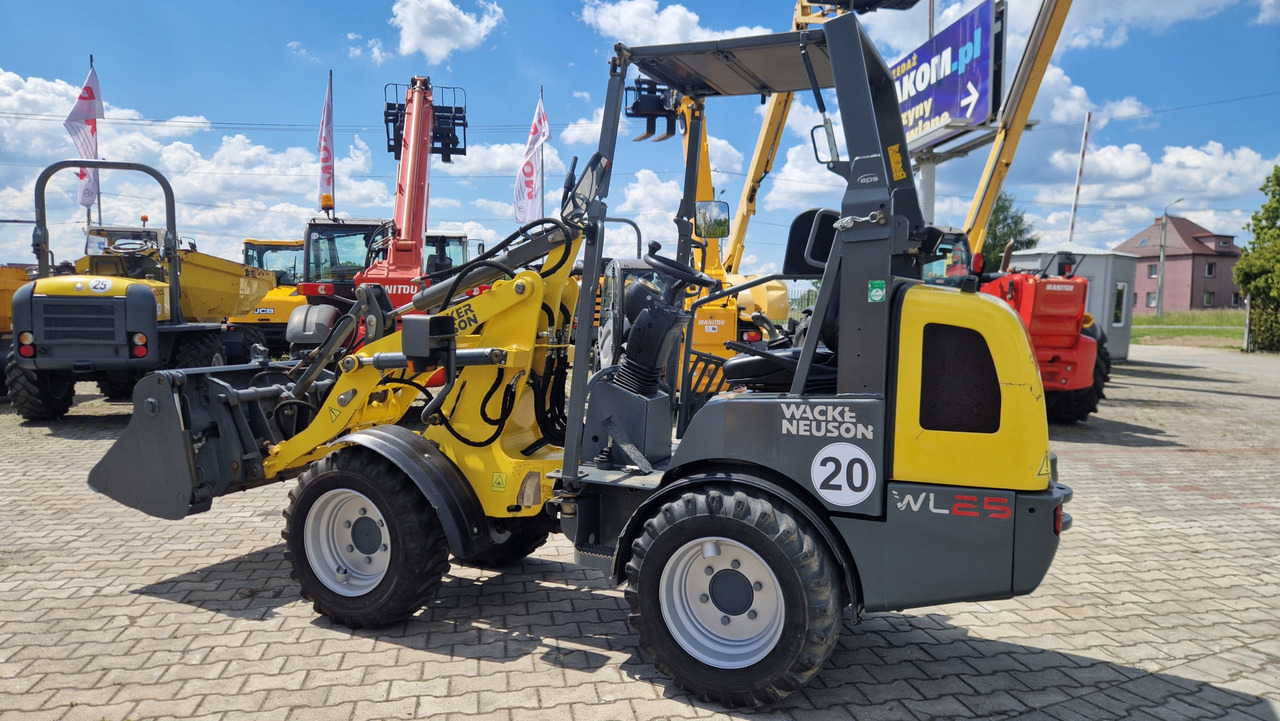 WACKER NEUSON WL 25 - Riteņu iekrāvējs: foto 1 WACKER NEUSON WL 25 - Riteņu iekrāvējs: foto 1
