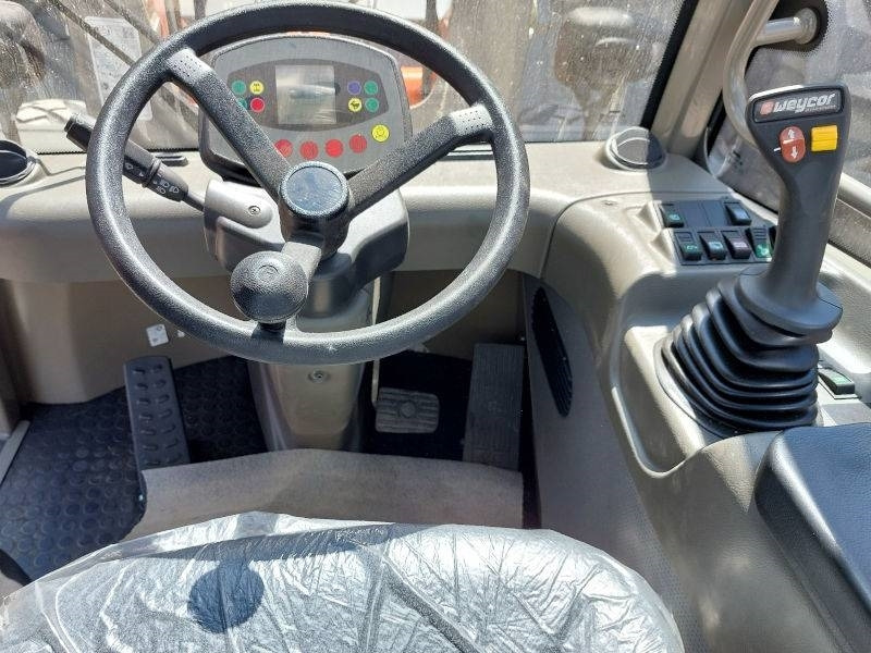 Kompaktiekrāvējs Atlas AR 400: foto 10