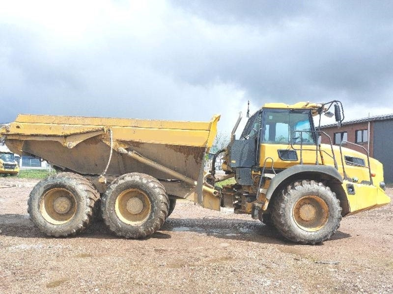 Bell B 20 E - Artikulētias pašizgāzējs: foto 5 Bell B 20 E - Artikulētias pašizgāzējs: foto 5
