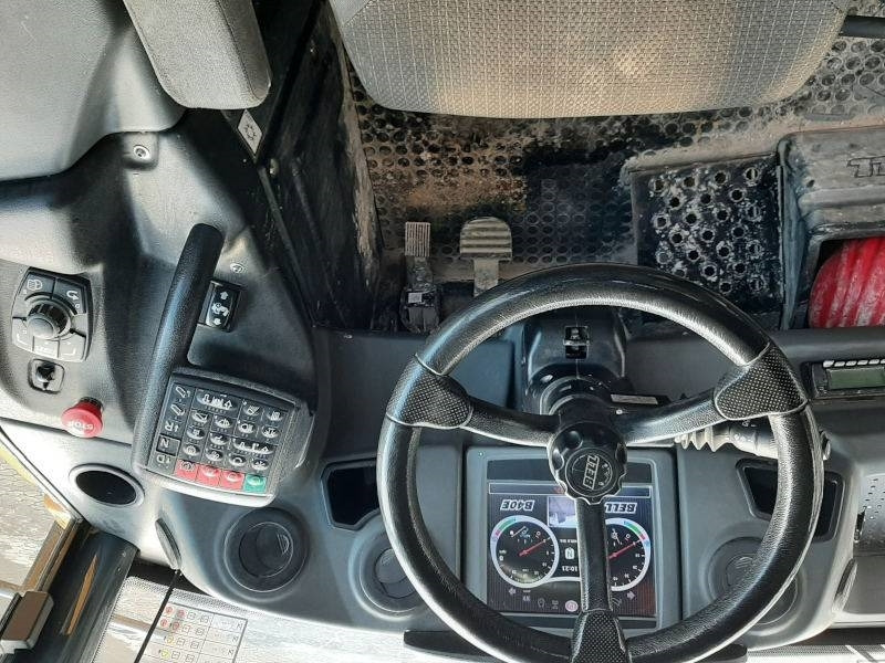 Artikulētias pašizgāzējs Bell B 40 E: foto 9