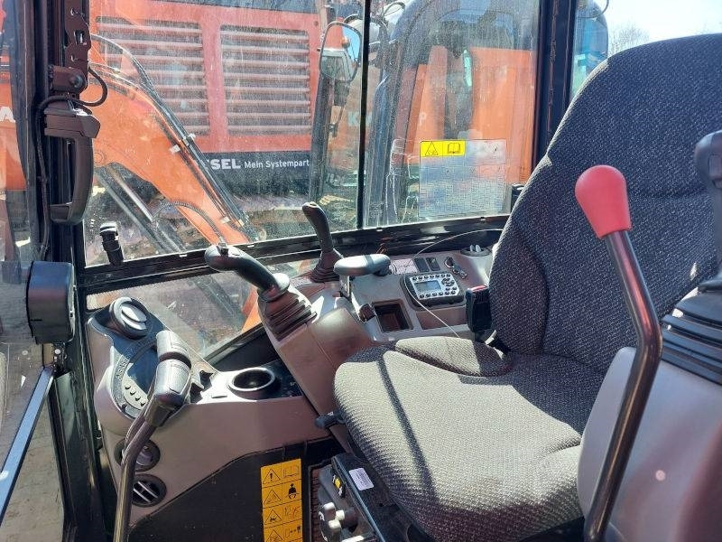 Mini-ekskavators Bobcat E 27: foto 10