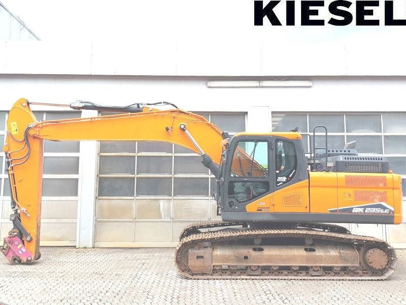 Doosan DX 235 LC-7 - Kāpurķēžu ekskavators: foto 1 Doosan DX 235 LC-7 - Kāpurķēžu ekskavators: foto 1
