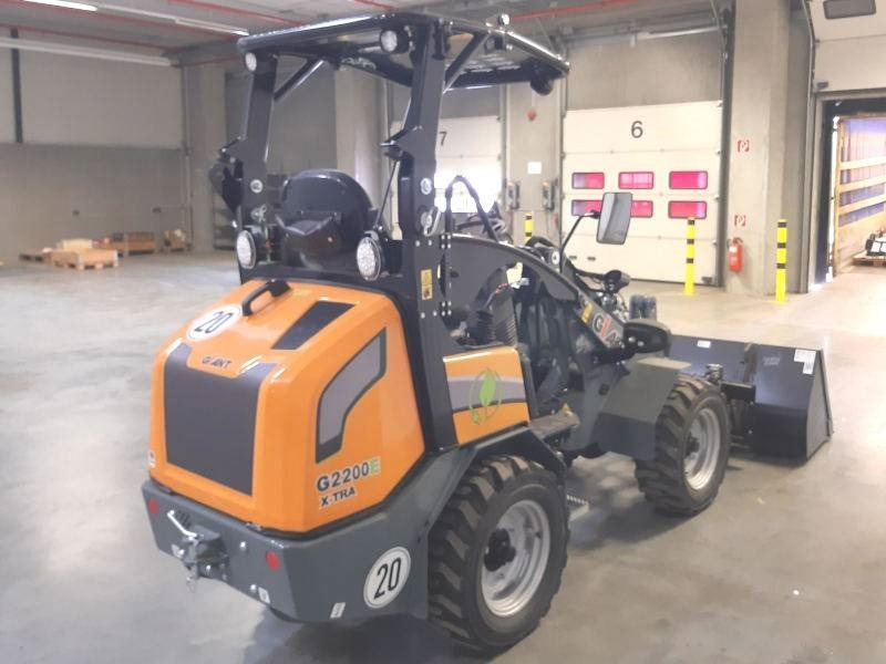 Giant G 2200 E X-Tra Elektro - Kompaktiekrāvējs: foto 4 Giant G 2200 E X-Tra Elektro - Kompaktiekrāvējs: foto 4