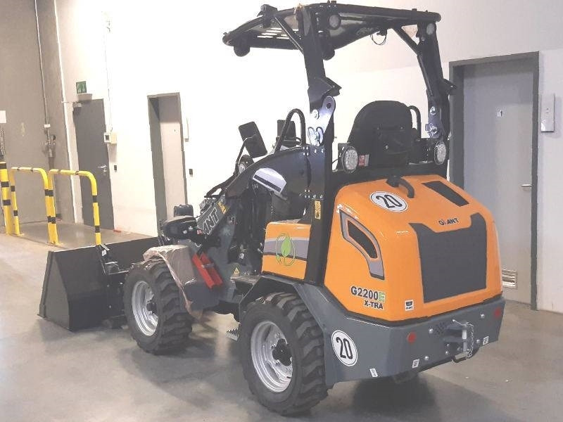 Giant G 2200 E X-Tra Elektro / electric - Kompaktiekrāvējs: foto 4 Giant G 2200 E X-Tra Elektro / electric - Kompaktiekrāvējs: foto 4