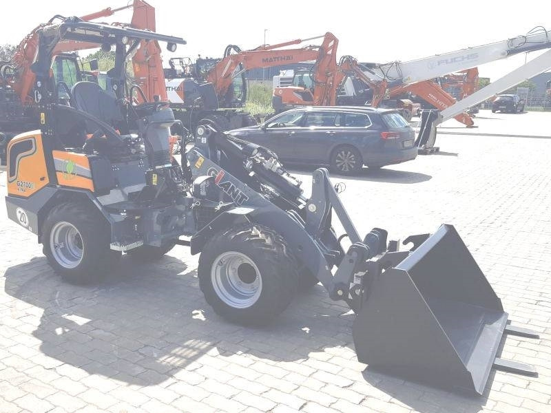 Giant G 2700 E X-Tra Elektro / electric - Kompaktiekrāvējs: foto 4 Giant G 2700 E X-Tra Elektro / electric - Kompaktiekrāvējs: foto 4