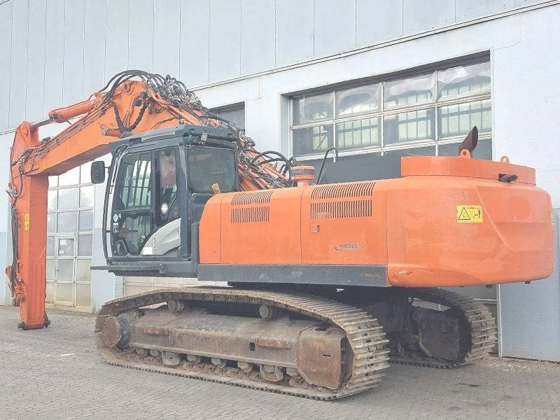 Hitachi KTEG KMC350-5 - Demontāžas ekskavators: foto 3 Hitachi KTEG KMC350-5 - Demontāžas ekskavators: foto 3