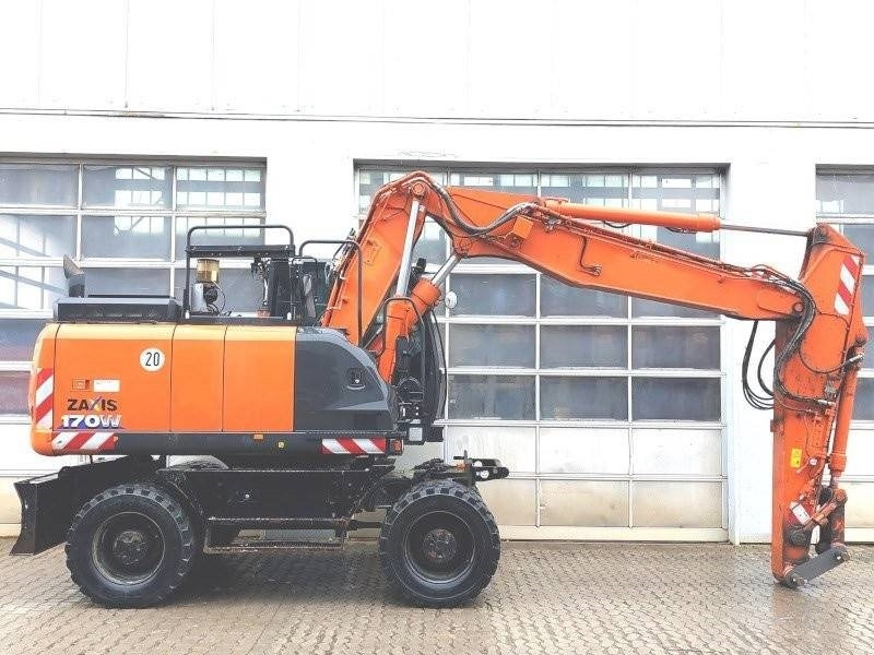 Hitachi ZX 170 W-6 - Riteņu ekskavators: foto 5 Hitachi ZX 170 W-6 - Riteņu ekskavators: foto 5
