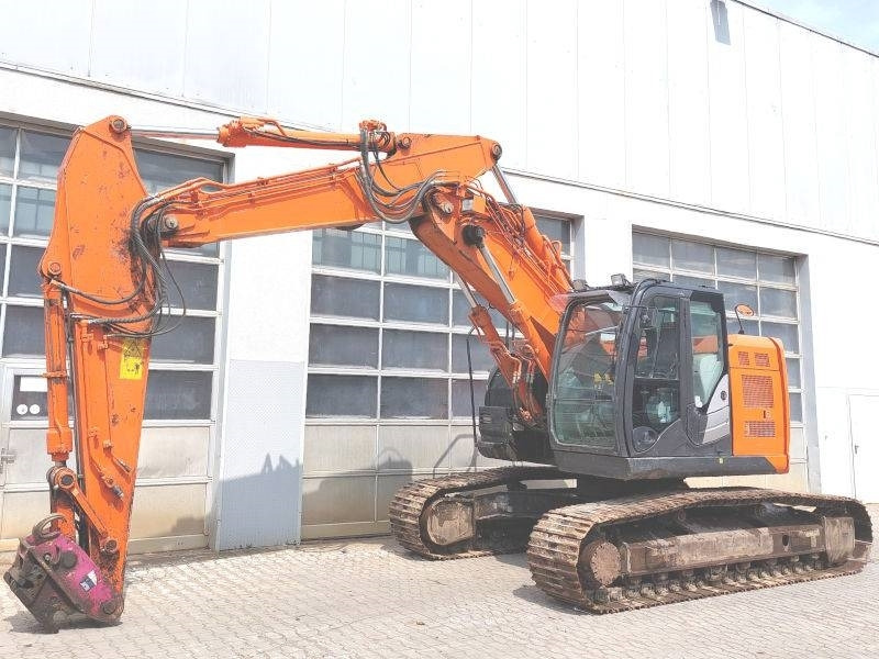Hitachi ZX 225 US LC-5 - Kāpurķēžu ekskavators: foto 2 Hitachi ZX 225 US LC-5 - Kāpurķēžu ekskavators: foto 2