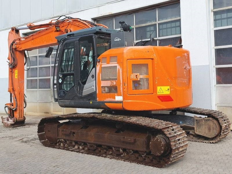Hitachi ZX 225 US LC-6 - Kāpurķēžu ekskavators: foto 3 Hitachi ZX 225 US LC-6 - Kāpurķēžu ekskavators: foto 3