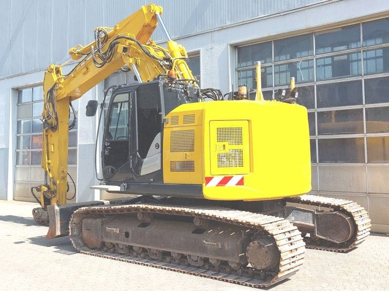 Hitachi ZX 225 US LC-6 - Kāpurķēžu ekskavators: foto 3 Hitachi ZX 225 US LC-6 - Kāpurķēžu ekskavators: foto 3