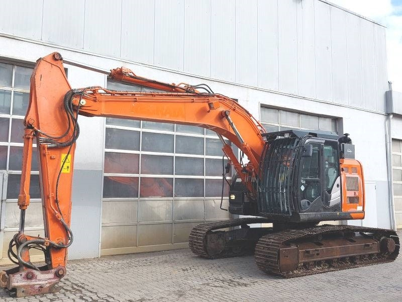 Hitachi ZX 225 US LC-6 - Kāpurķēžu ekskavators: foto 2 Hitachi ZX 225 US LC-6 - Kāpurķēžu ekskavators: foto 2