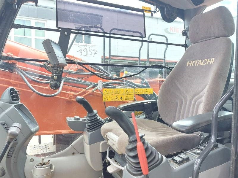 Demontāžas ekskavators Hitachi ZX 300 LC-6: foto 13