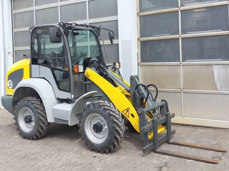 Kramer 5050 - Kompaktiekrāvējs: foto 4 Kramer 5050 - Kompaktiekrāvējs: foto 4