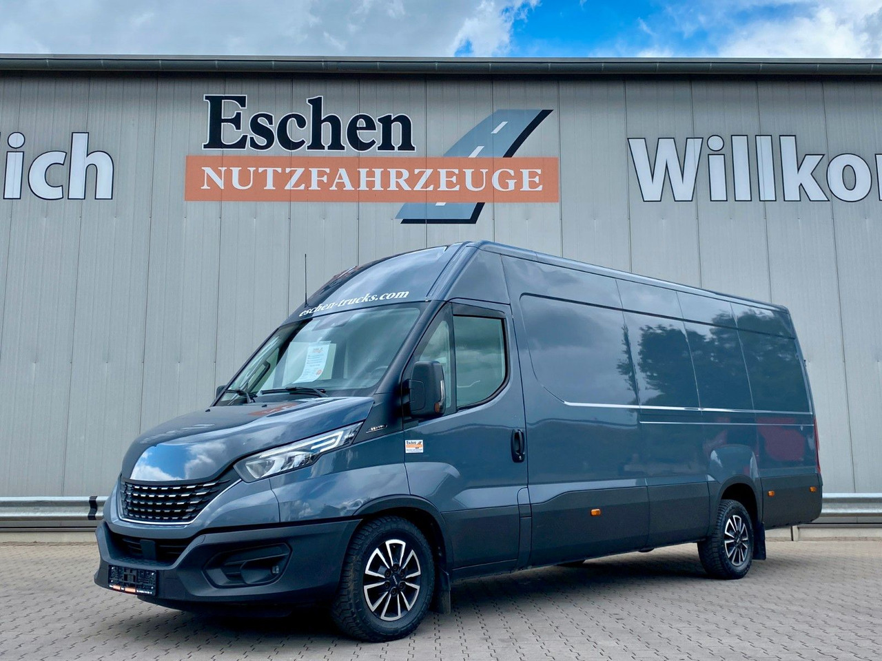 Iveco 35 S 16 Daily | Schiebetür*Kamera*Navi*AC*1.Hand - Pasažieru furgons: foto 1 Iveco 35 S 16 Daily | Schiebetür*Kamera*Navi*AC*1.Hand - Pasažieru furgons: foto 1