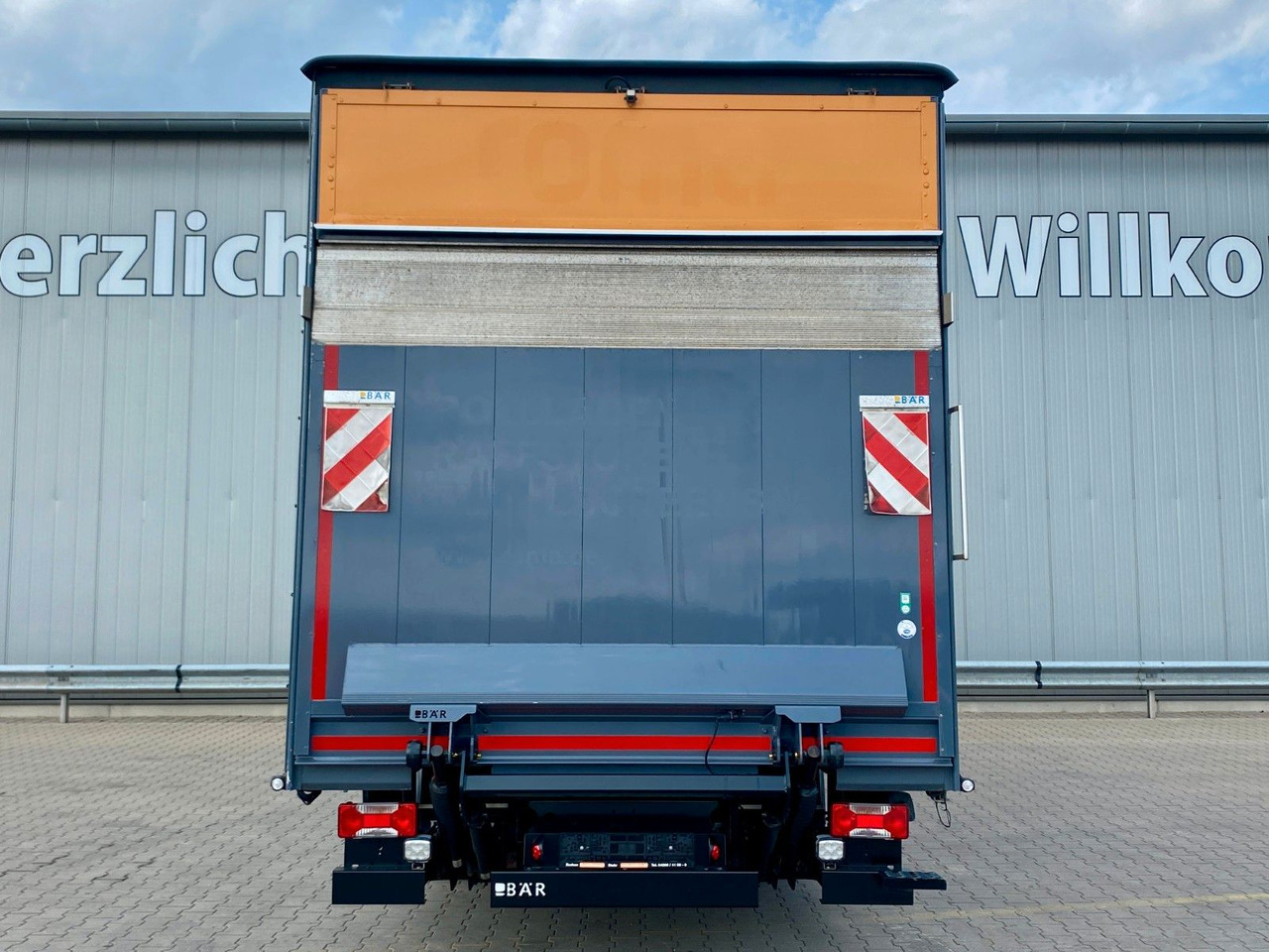 Iveco Daily Hi-Matic 70 C 21 Topsleeper | LBW 1,00to. - Furgons ar tentu: foto 4 Iveco Daily Hi-Matic 70 C 21 Topsleeper | LBW 1,00to. - Furgons ar tentu: foto 4