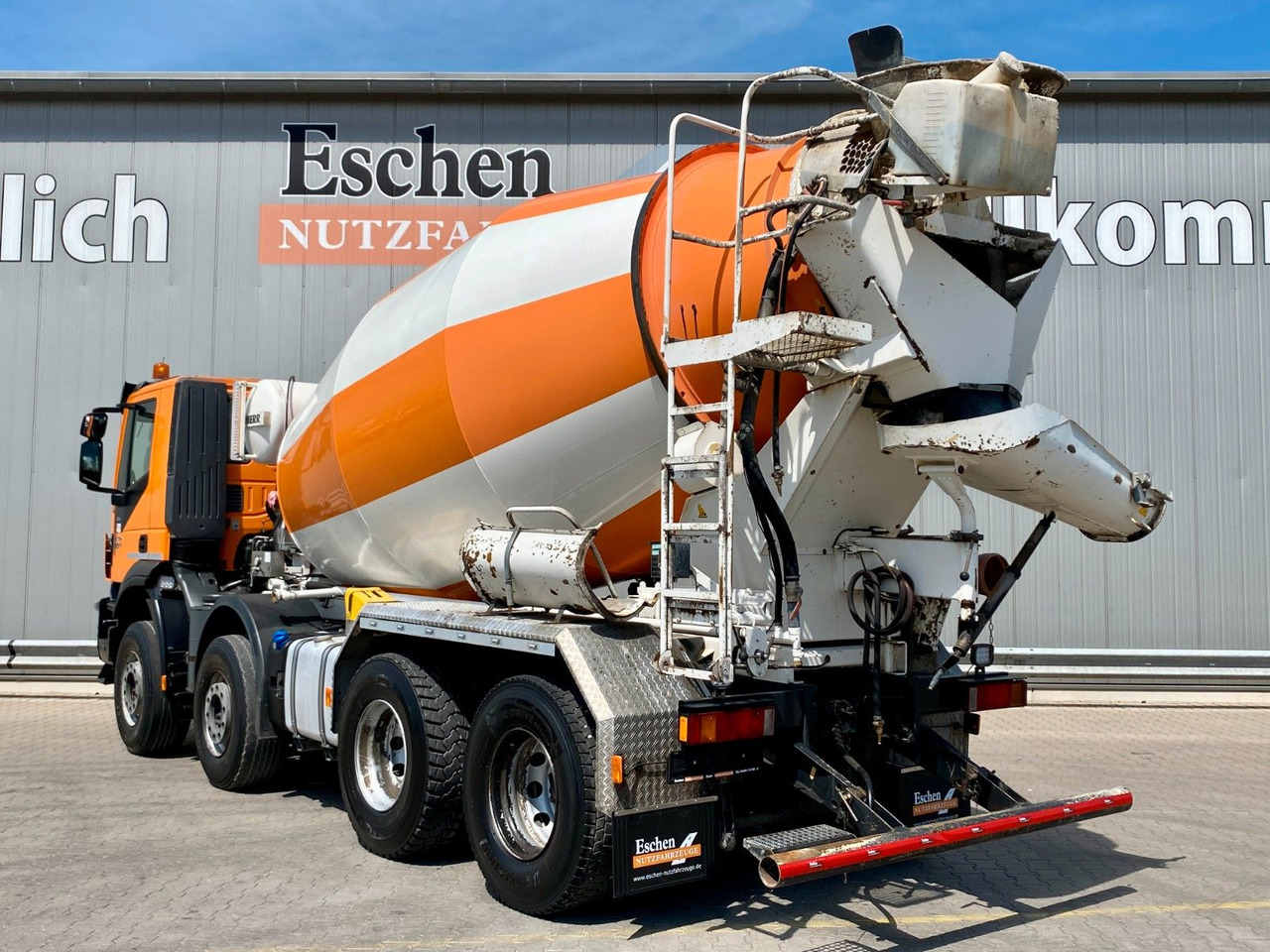 Iveco Trakker AD 340 TB 400/8x4 | 9m³ Liebherr*Navi*AC - Betonvedējs: foto 3 Iveco Trakker AD 340 TB 400/8x4 | 9m³ Liebherr*Navi*AC - Betonvedējs: foto 3