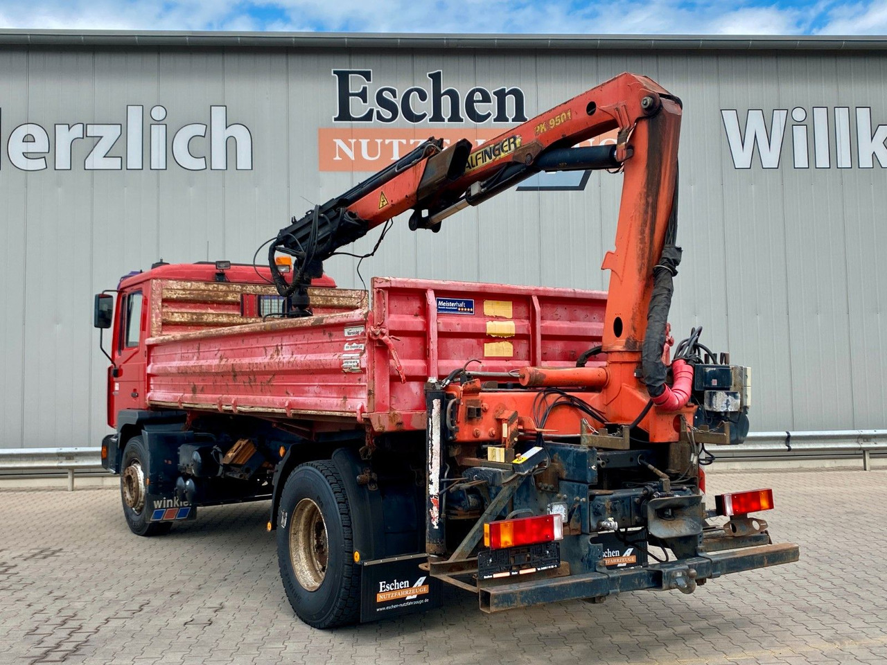 MAN 18.285 MC | Palfinger PK 9501*Blatt*2x AHK+Oel - Kravas automašīna pašizgāzējs, Kravas auto ar manipulatoru: foto 4 MAN 18.285 MC | Palfinger PK 9501*Blatt*2x AHK+Oel - Kravas automašīna pašizgāzējs, Kravas auto ar manipulatoru: foto 4