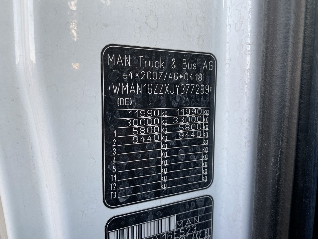 MAN TGM 12.290 4x2 BL / Palfinger LBW - Kravas automašīna ar slēgto virsbūvi: foto 4 MAN TGM 12.290 4x2 BL / Palfinger LBW - Kravas automašīna ar slēgto virsbūvi: foto 4