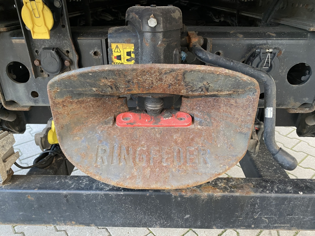 MAN TGM 12.290 4x2 BL / Palfinger LBW - Kravas automašīna ar slēgto virsbūvi: foto 2 MAN TGM 12.290 4x2 BL / Palfinger LBW - Kravas automašīna ar slēgto virsbūvi: foto 2