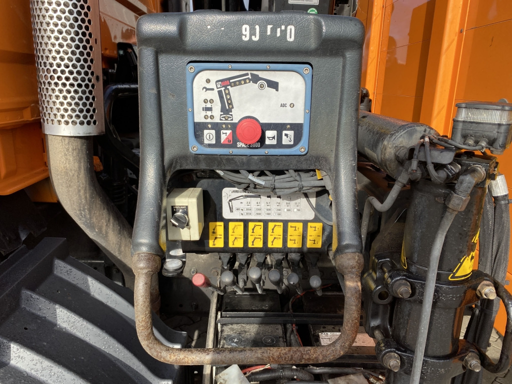 MAN TGM 15.290 4x2 BL / HIAB Faltkran - Bortu kravas automašīna/ Platforma, Kravas auto ar manipulatoru: foto 2 MAN TGM 15.290 4x2 BL / HIAB Faltkran - Bortu kravas automašīna/ Platforma, Kravas auto ar manipulatoru: foto 2