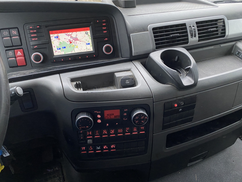 Pacēlājs ar āķi MAN TGS 26.440 6x2-4 BL: foto 8 Pacēlājs ar āķi MAN TGS 26.440 6x2-4 BL: foto 8