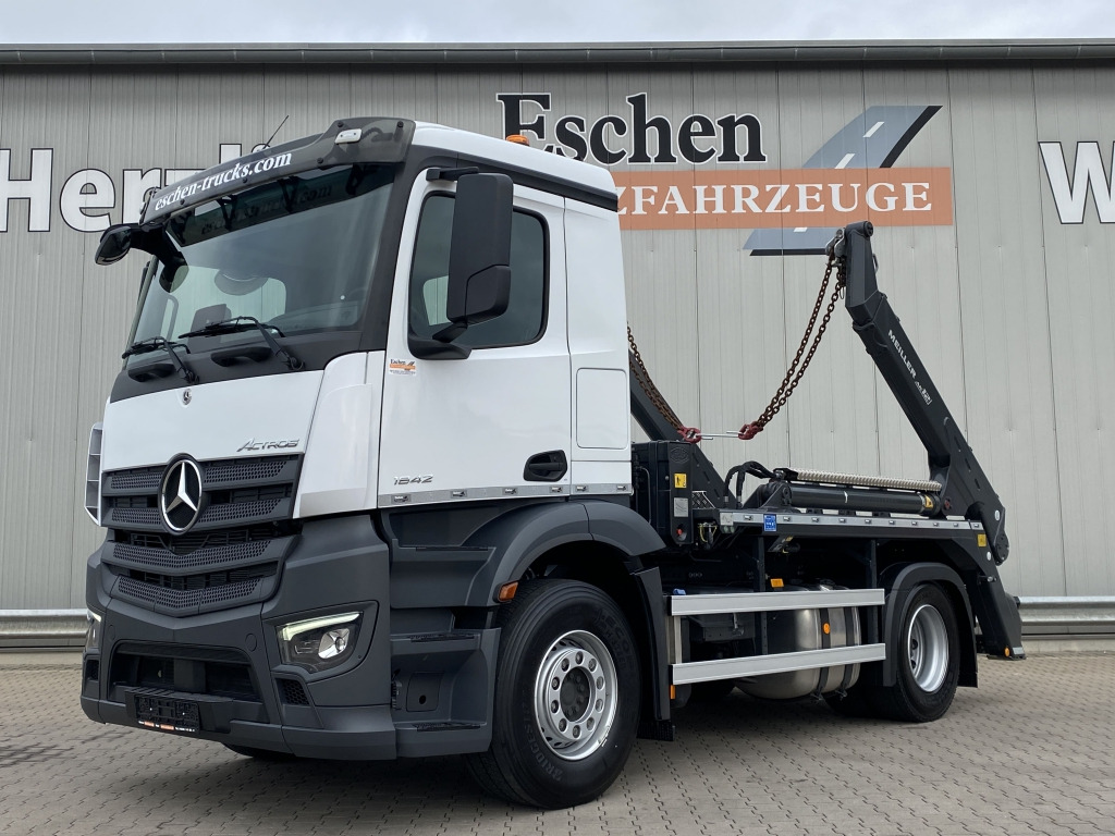Mercedes-Benz 1842 L Actros - Būvgružu konteineru vedējs: foto 2 Mercedes-Benz 1842 L Actros - Būvgružu konteineru vedējs: foto 2